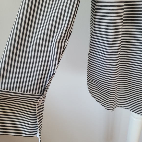 LAUNDRY by Shelli Segal Off the Shoulder Ruffle Blouse - Picture 11 of 16